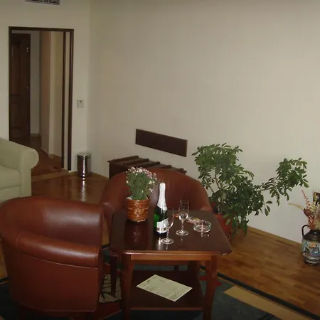 فندق Meridian Bolyarski 4*
